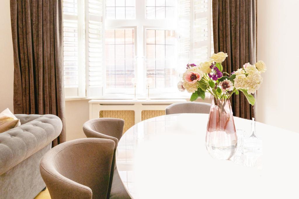 Refurbished Nov 2024 Discover The Exclusive Charm Of A Covent Garden Luxury Nomads Home London Exterior photo