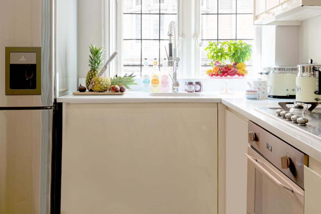 Refurbished Nov 2024 Discover The Exclusive Charm Of A Covent Garden Luxury Nomads Home London Exterior photo