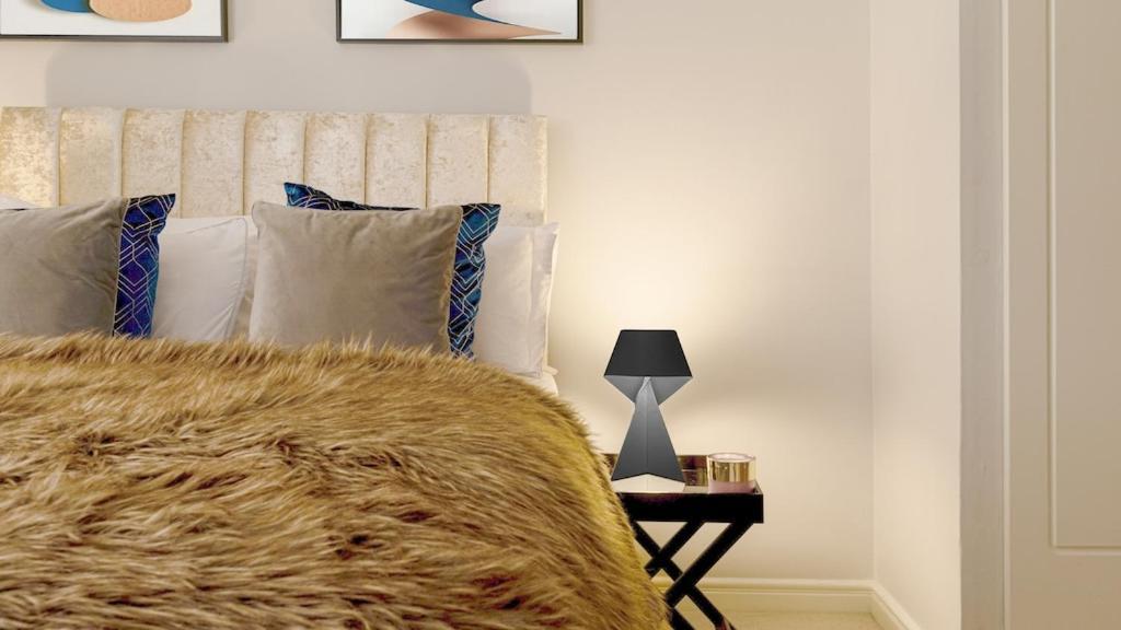 Refurbished Nov 2024 Discover The Exclusive Charm Of A Covent Garden Luxury Nomads Home London Exterior photo